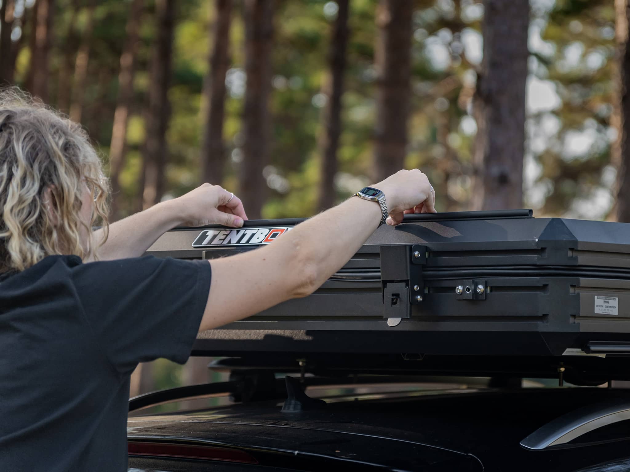 Shirati Tunnel Awning 1.0 – Universal Car Side Shelter for Camping & Travel - Image 3